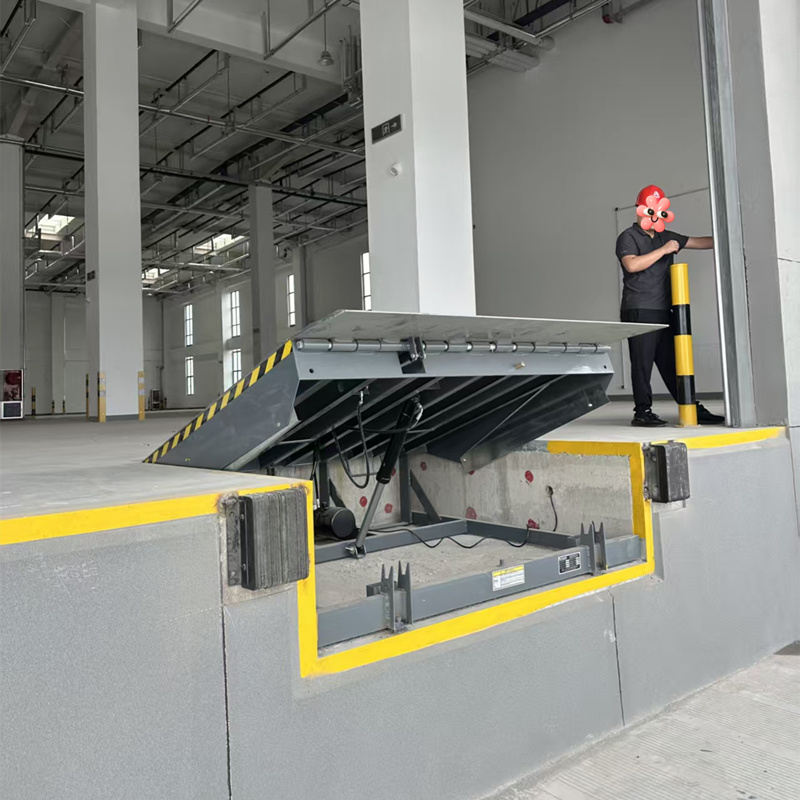 固定式登车桥装卸货平台