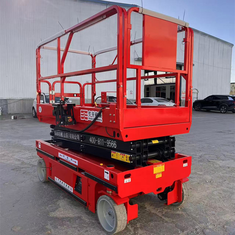 6米全自行升降机升降平台车