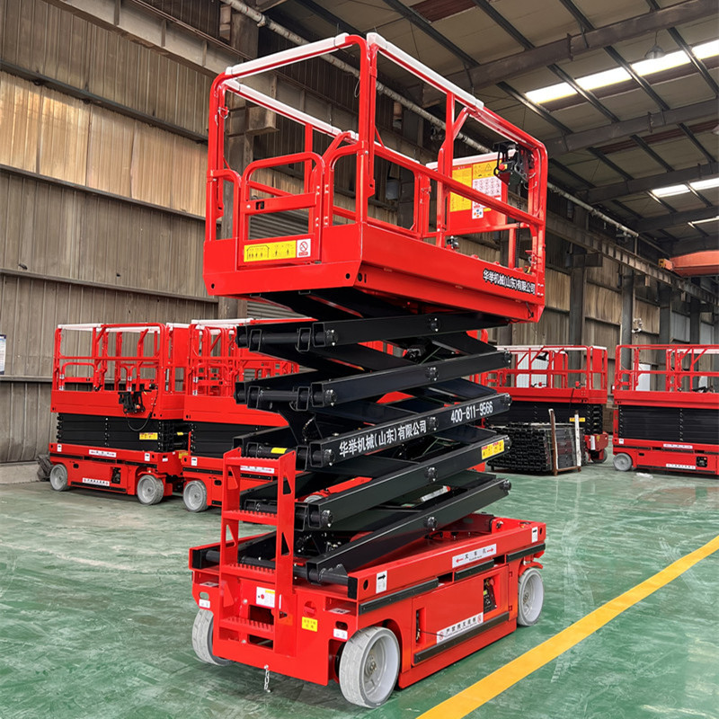 10米全自行升降机升降平台车